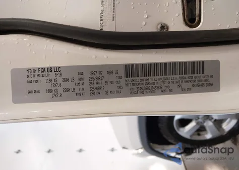 2018 Jeep Compass Latitude 4X4 from USA, damaged, VIN 3C4NJDBB3JT493038